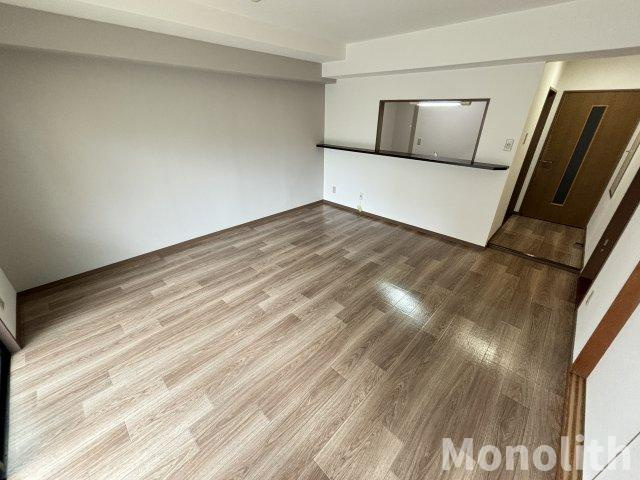 アヴニールHIKOの居間・リビング