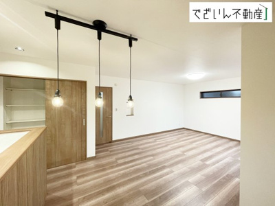 【居間・リビング】 | ワイウッドコート熊谷市上之第9期　新築住宅 | ≪4号棟≫
現地(2025年9月撮影)