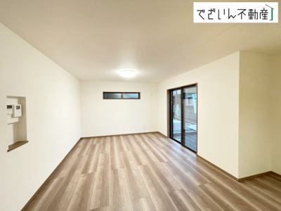 【居間・リビング】 | ワイウッドコート熊谷市上之第9期　新築住宅 | ≪4号棟≫
現地(2025年9月撮影)