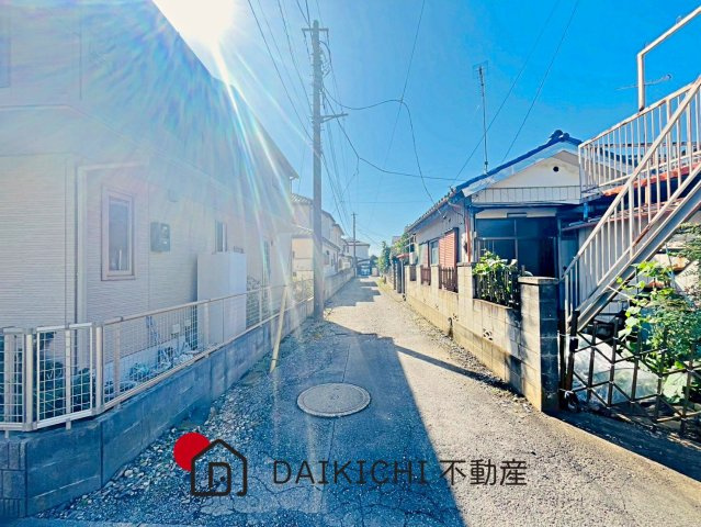 【前面道路含む現地写真】 | 桶川市末広3丁目　中古戸建