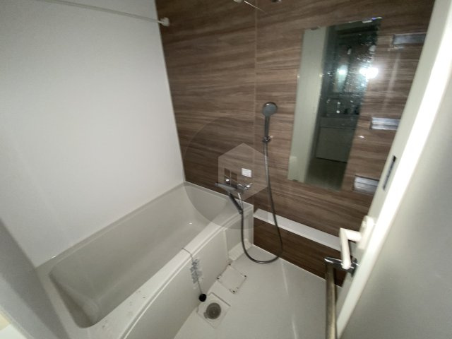 コージーコート6の浴室