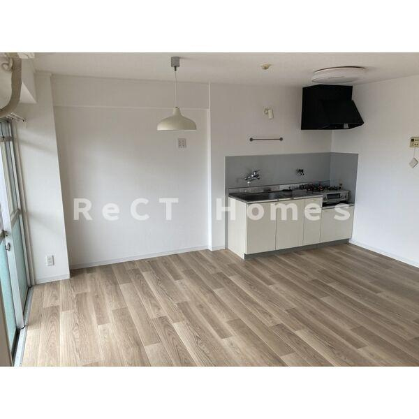 ドルチェヴィータ姫路の居間・リビング