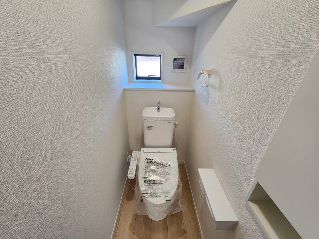 小牧市大字池之内　新築戸建　１号棟のトイレ|1階のトイレです