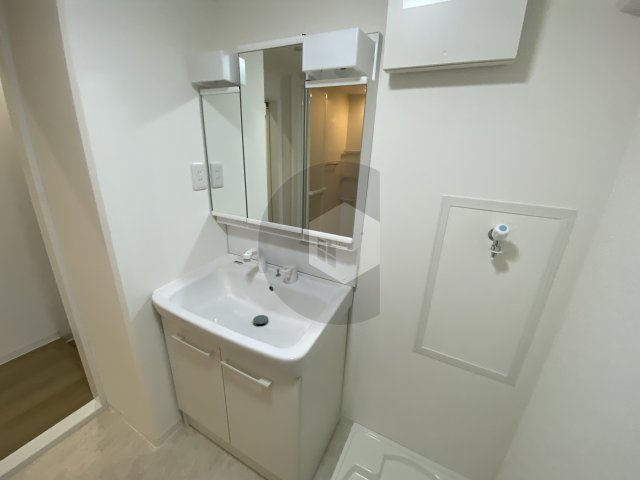 永和グランドハイツの独立洗面台