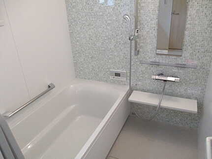 西区己斐上５丁目の浴室