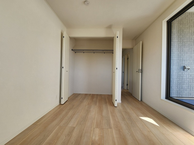 小牧市大字池之内　新築戸建　２号棟の洋室|きれいな洋室です