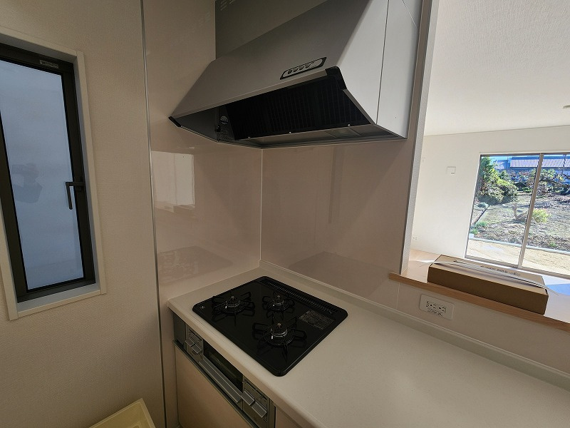 小牧市大字池之内　新築戸建　２号棟のキッチン|キッチンでお料理をお楽しみください