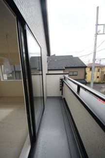 【バルコニー】 | 【仲介手数料無料！！】府中市四谷４丁目　新築戸建て（全5棟）1号棟　4550万円