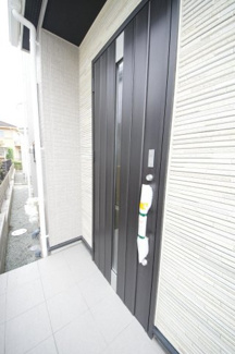 【玄関】 | 【仲介手数料無料！！】府中市四谷４丁目　新築戸建て（全5棟）1号棟　4550万円