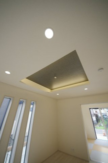 【その他】 | 【仲介手数料無料！！】府中市四谷４丁目　新築戸建て（全5棟）1号棟　4550万円 | 間接照明