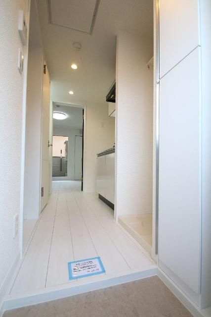 メゾン・ド・ジュネス喜沢の玄関