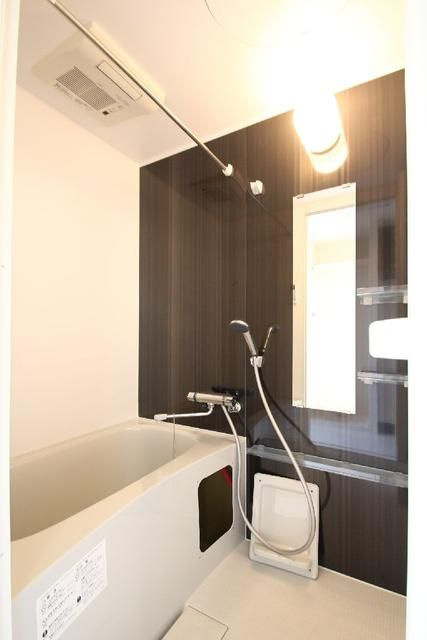 メゾン・ド・ジュネス喜沢の浴室