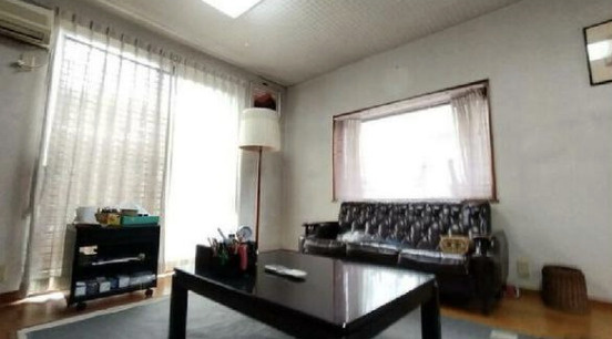 【居間・リビング】 | 鴻巣市ひばり野1丁目　中古戸建