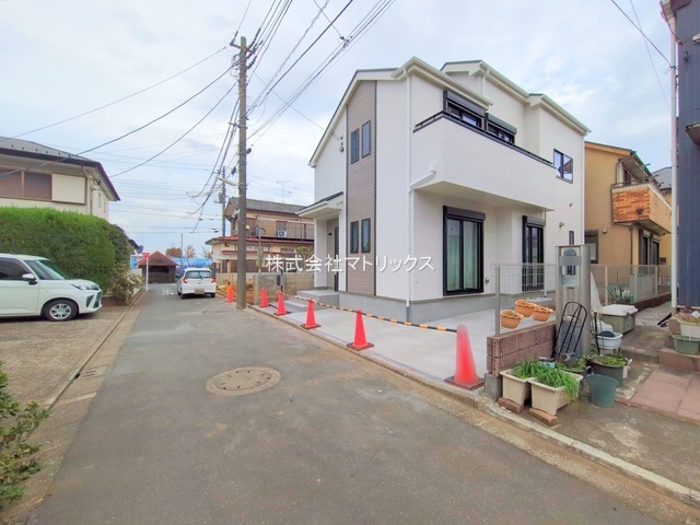 練馬区西大泉4丁目　高耐震×高耐久×高性能　ゆとり邸宅の前面道路含む現地写真