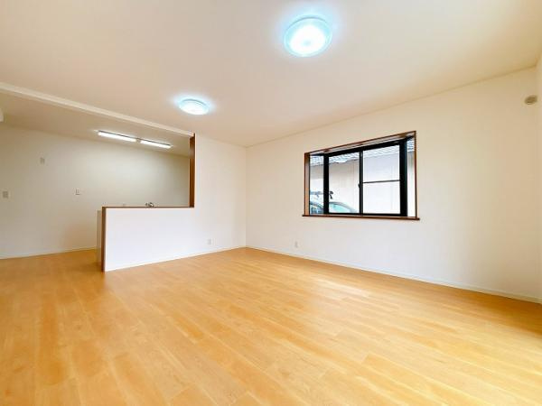 岡山市中区湊　リフォーム済み　中古一戸建て【仲介手数料無料】の居間・リビング