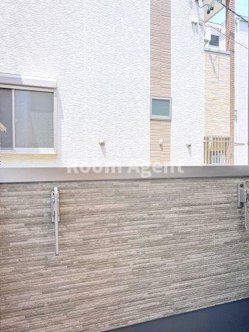 ラ・ネージュ筒井のバルコニー