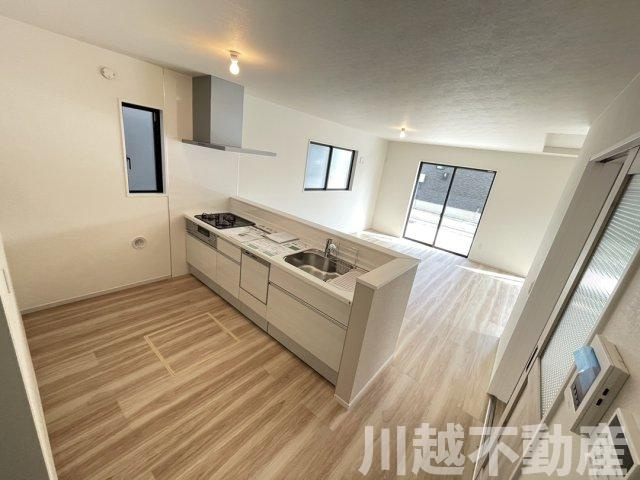 新河岸駅まで徒歩１３分のキッチン|想うくらしを、夢のままにしない