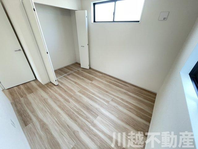 新河岸駅まで徒歩１３分の洋室|水曜のみ定休日です