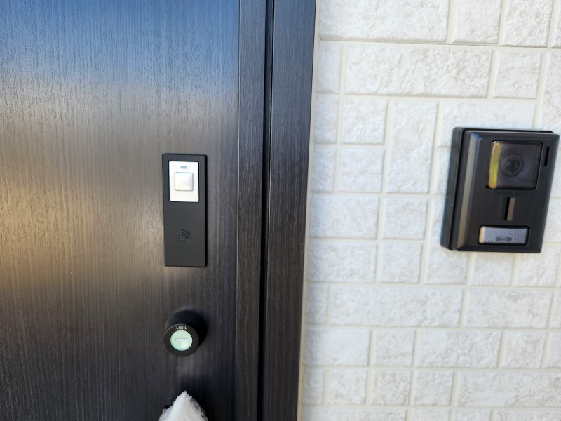 小牧市大字池之内　新築戸建　５号棟の玄関|便利な電子キー付きです