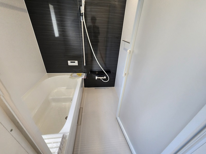 小牧市大字池之内　新築戸建　５号棟の浴室|落ち着いた空間のお風呂です