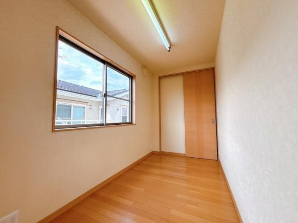 岡山市北区辰巳　中古一戸建て【仲介手数料無料】の洋室