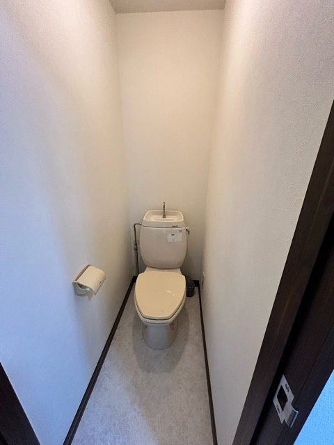 武蔵野市中町３丁目のアパートのトイレ