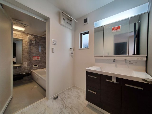 【その他】 | 足立区梅田3丁目　新築戸建 | 施工工務店の同程度仕様、施工例写真です。