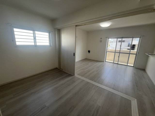 シーサーマンションⅢの居間・リビング