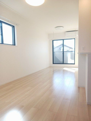 【居間・リビング】 | ロワゾーブルーＰ