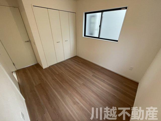 小・中学校もスーパーもコンビニも徒歩圏内の洋室|駅やご自宅からの送迎賜ります