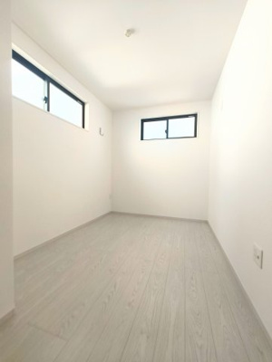 【洋室】 | 名古屋市千種区小松町1期　新築戸建 | キャンペーン対象物件です♪詳細は弊社ホームページもしくはスタッフまでお気軽にお問合せ下さいませ♪ お役に立てる自信があります♪