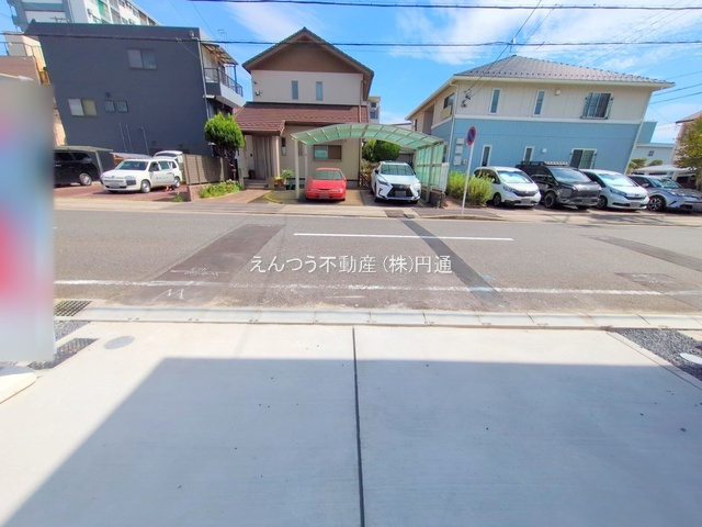 KEIAI STYLE五番町2期の駐車場