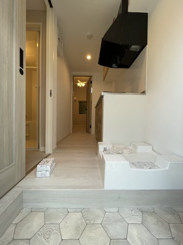 川崎市麻生区多摩美１丁目のアパートの玄関