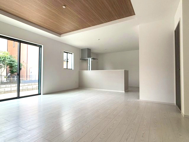 仲介手数料不要　KEIAIビルド合志市幾久富１期【南ヶ丘小・合志中】の居間・リビング