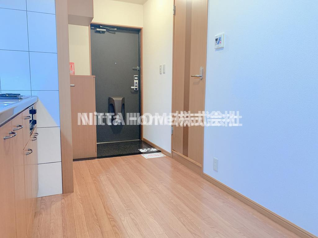 エスポワール・楯森の内装|玄関廊下です◇