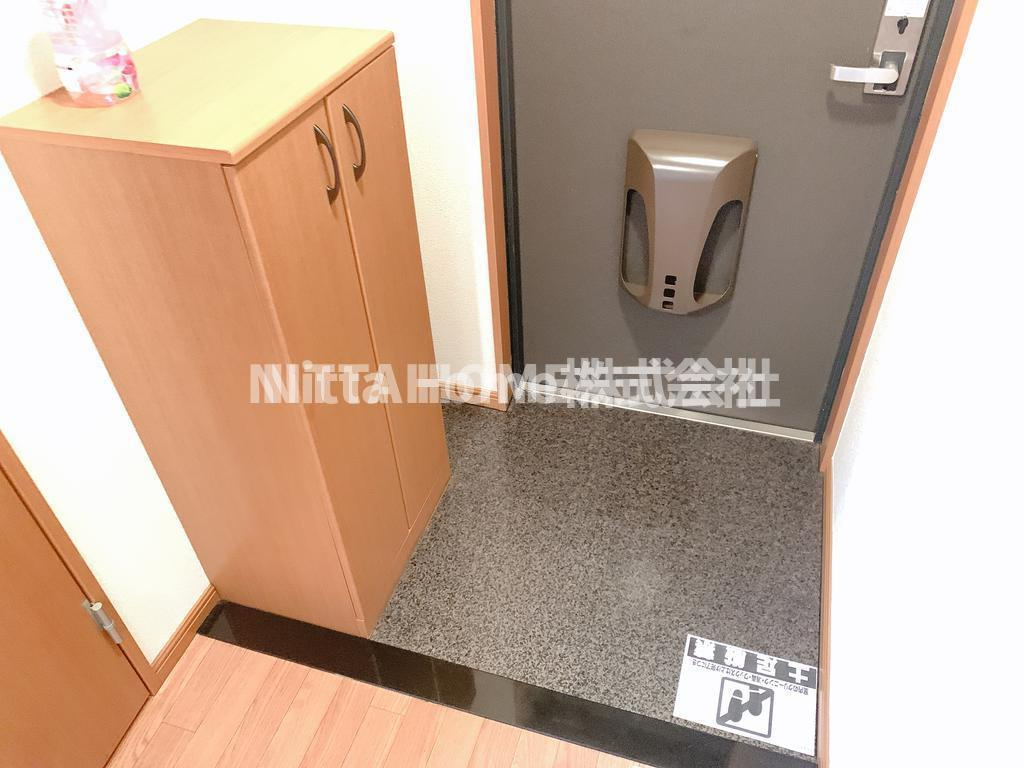 エスポワール・楯森の玄関|広いスペースの玄関です○