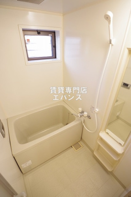 【浴室】 | エトワール | お風呂で日々の疲れを落としましょう