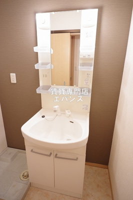 【洗面所】 | エトワール | 脱衣スペースもあります