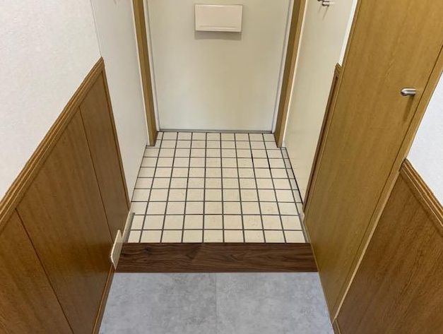 フクロク・ハイマンション３号館の玄関|※イメージ別号室写真