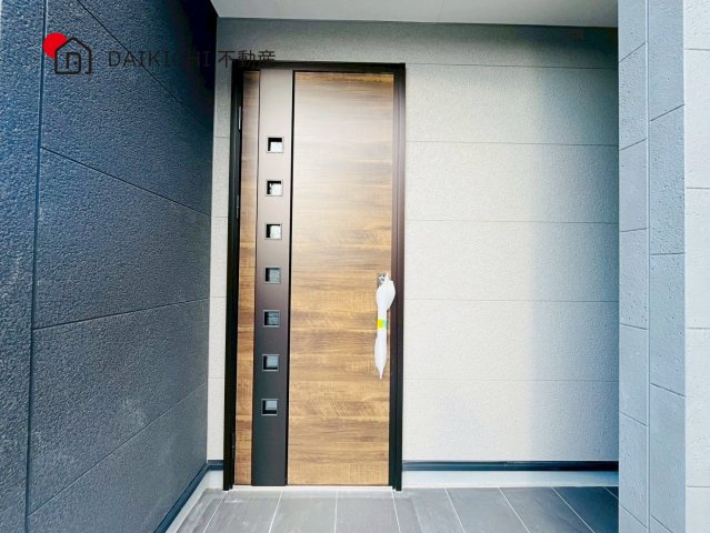 【玄関】 | 鴻巣市箕田第7　新築戸建　全1棟　1号棟