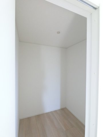 佐賀市神野西　第７　2号棟の収納|全居室収納有り♪