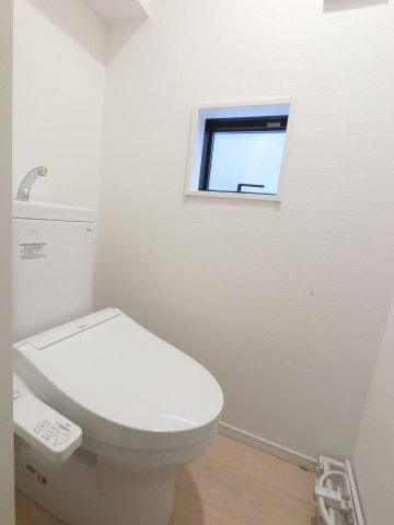 佐賀市神野西　第７　2号棟のトイレ|ウォシュレット機能付き、快適なトイレです♪
