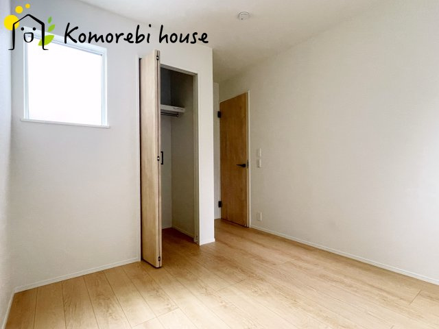 さいたま市大宮区堀の内町2丁目　第1期　新築一戸建て　リナージュ　01の洋室|収納付きでゆとりのある空間。寝室としても使え、衣類やおもちゃもスッキリ片付く快適な部屋。