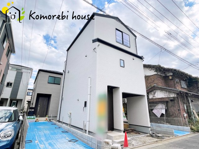 さいたま市大宮区堀の内町2丁目　第1期　新築一戸建て　リナージュ　01の外観|耐久性に優れたサイディング貼りの外観。雨風に強く、汚れにくい素材で美しさが長持ちします。日々のメンテナンス負担を軽減し、家族の暮らしをしっかり守る安心の新築住宅です。