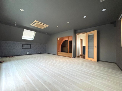 【外観】 | 南区大楠１丁目戸建 | 令和8年3月敷込カーペットからフロアタイルに変更