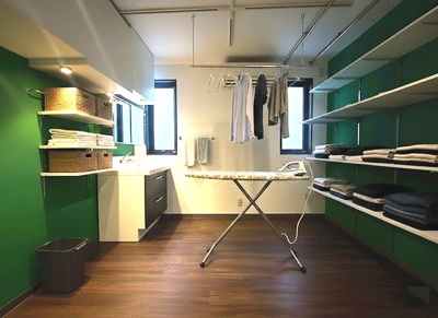【その他】 | 南区大楠１丁目戸建 | サービスルームをリネン室をイメージしてAIによる家具設置をしました。あくまでもイメージ画像です。