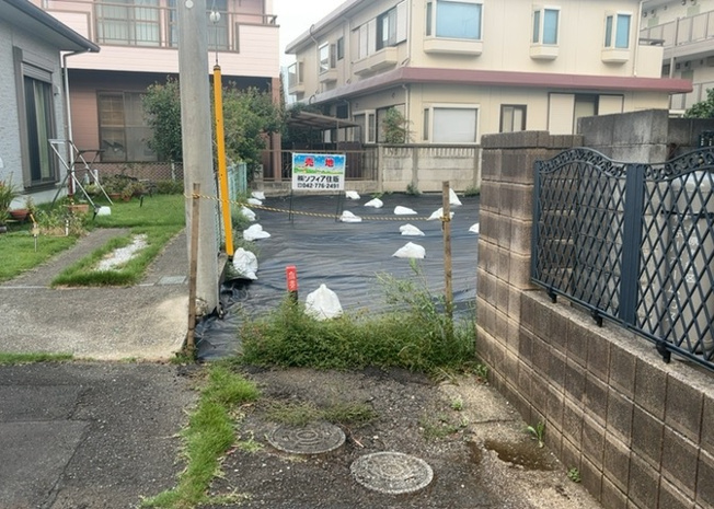 【外観】 | 家を建てる前提で土地を探している場合、地盤の丈夫さは譲れない条件の一つです。地盤が脆弱だと追加工事が必要となります。また、過去に地盤沈下や液状化現象を起こした土地は、できるだけ避けた方がいいでしょう。