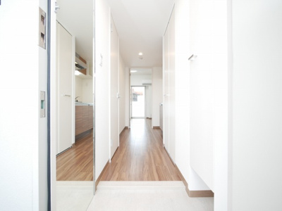 【玄関】 | セイワパレス東三国駅前 | きれいな玄関です