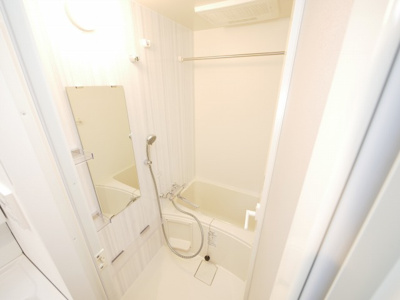 【浴室】 | セイワパレス東三国駅前 | ゆったり過ごせるお風呂です