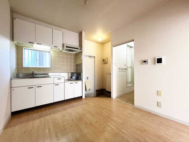 パークビレッヂＥの居間・リビング